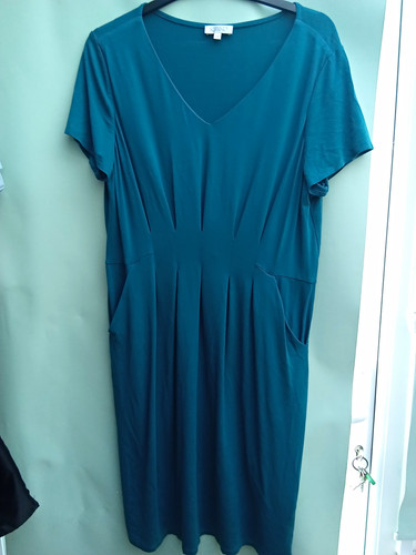 Kaliko teal neck - kaliko, v-neck