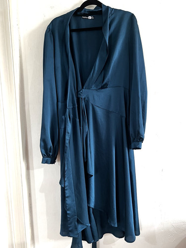 Boohoo teal blue satin - blue,