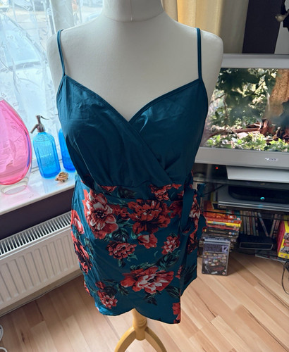 Shein teal red floral wrap - teal,